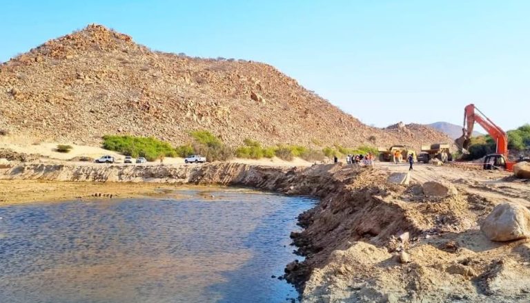 ANGOLA : Executivo acelera construção de barragens para combater seca no Namibe