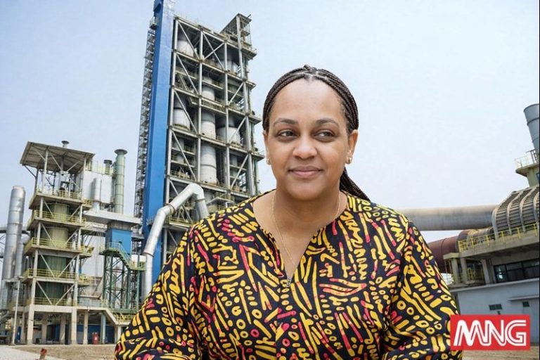 MARA QUIOSA VICE-PRESIDENTE DO MPLA ACUSADA DE CONTROLAR A CIMANGOLA POR VIA POLÍTICA