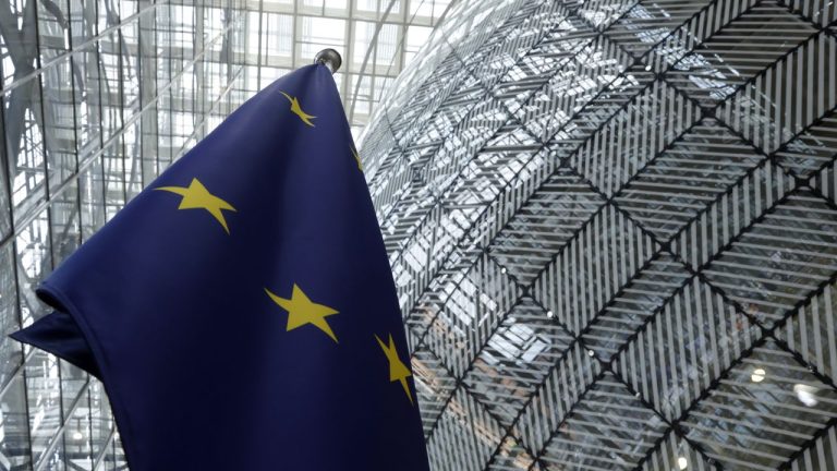 A União Europeia saúda o sequestro de Maduro, invocando o direito internacional