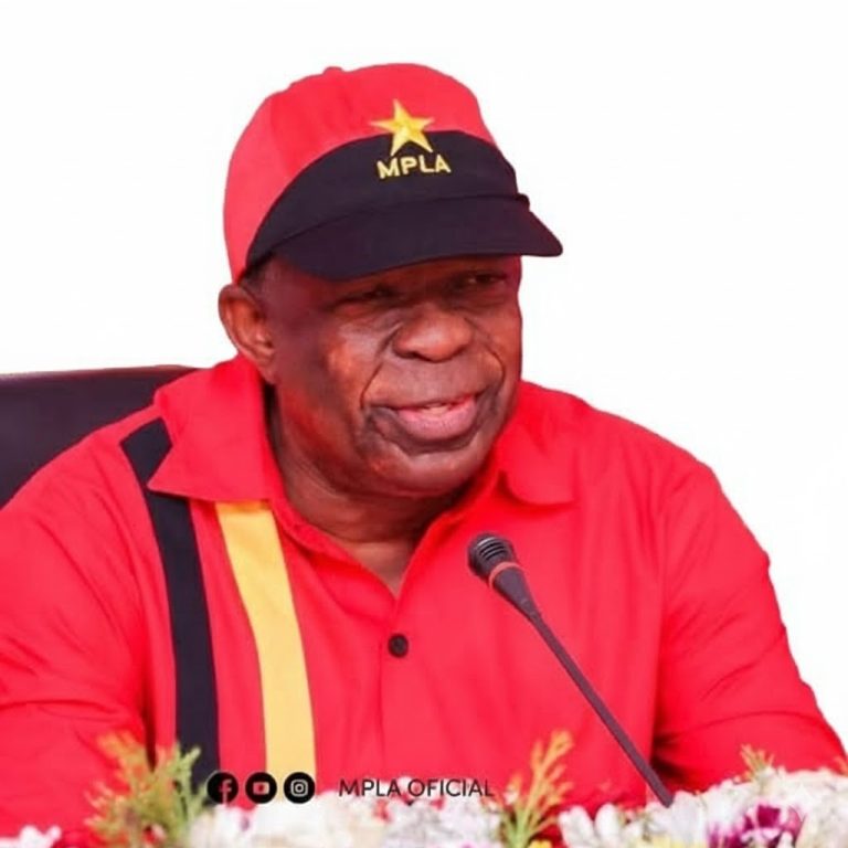 PAULO POMBOLO NO CENTRO DE ACUSAÇÕES DE INTRIGAS INTERNAS NO MPLA