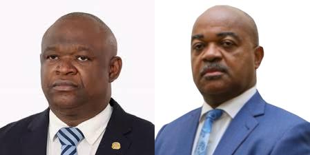 Pedido de exoneração e sindicância no MININTTICS é entregue ao Presidente da República