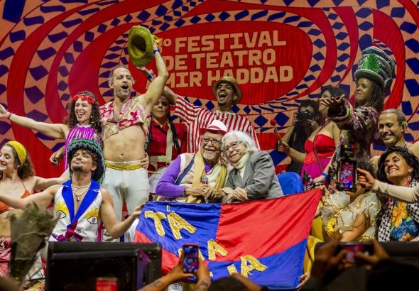 Abertura do Festival de Teatro Amir Haddad em 2025 - Amir Haddad, Fernanda Montenegro e Grupo Tá Na Rua