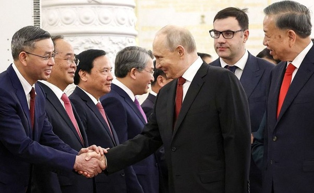 MCOM-PHOTO-092026-0897